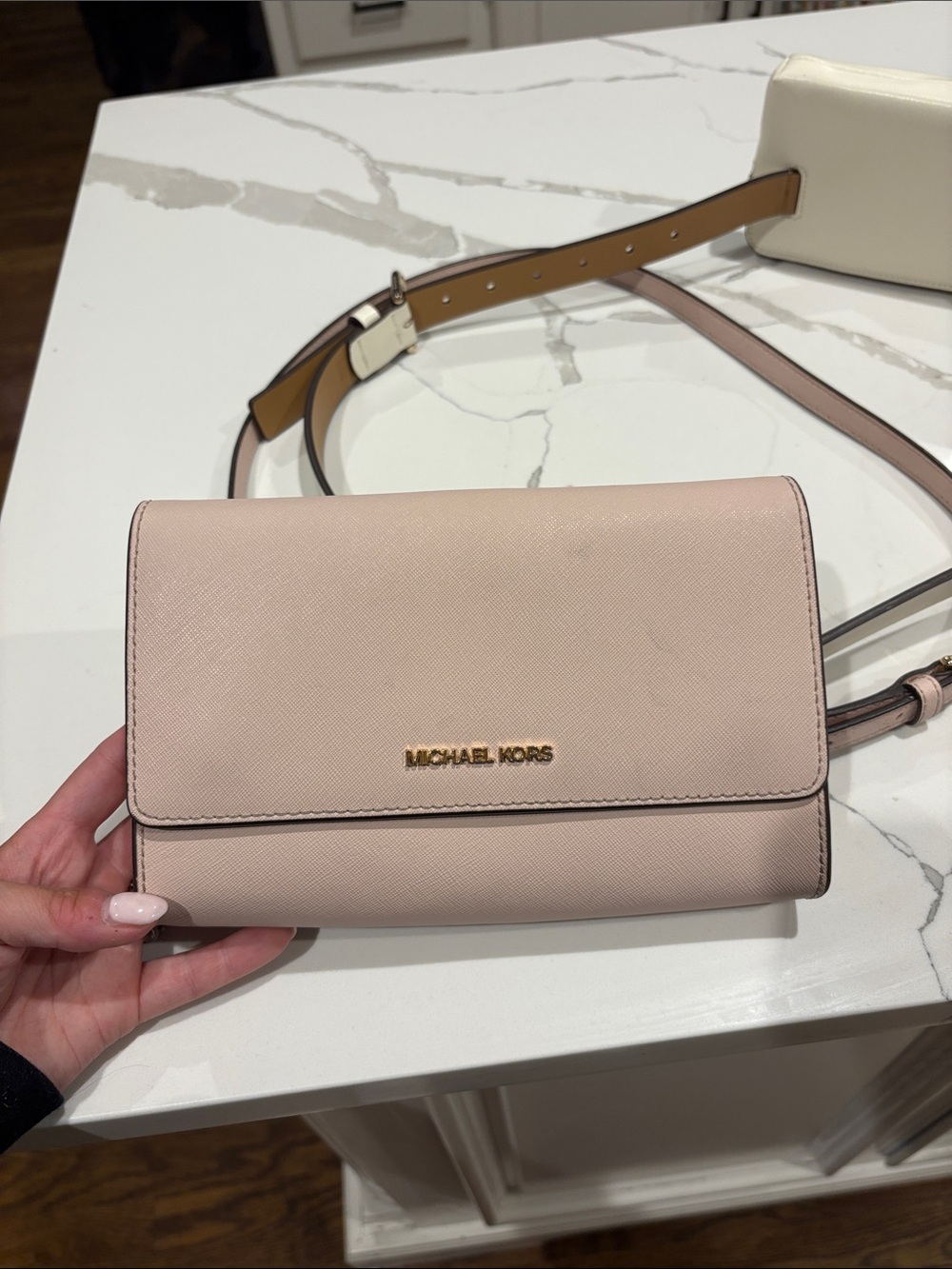 Michael Kors Pale Pink Saffiano Crossbody Wallet